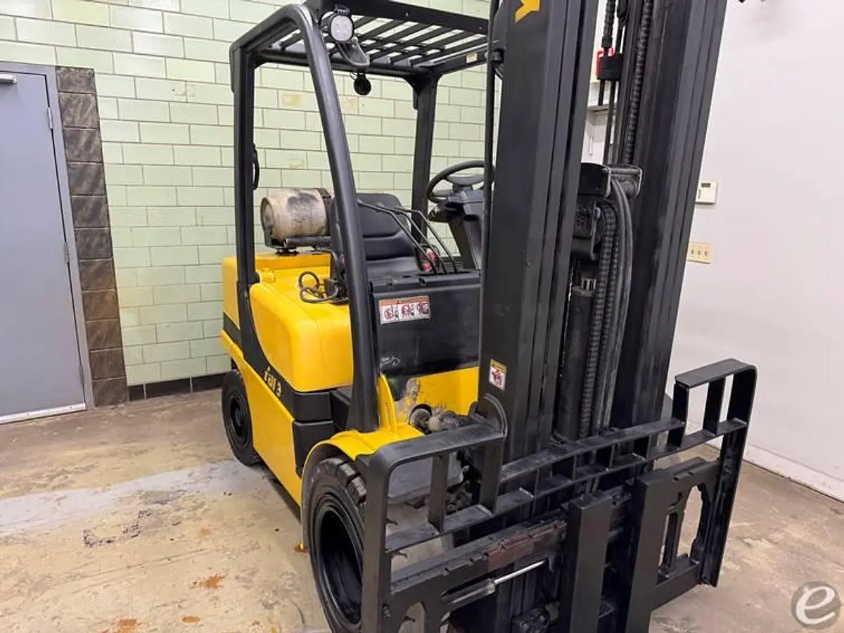 USED 2016 YALE GLP060VX