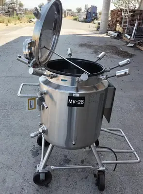 Tank, 39 Gallon (150 Liter), 316 Stainless Steel, Jacketed, Agitated, 45 PSI, Full Vac, #5991490