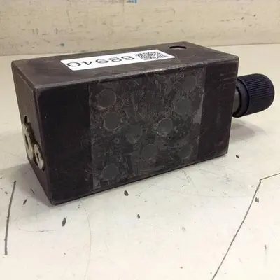 USED VICKERS DGMX25PPFHS30