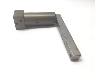 XX04B0003,L2584 | Numatics XX04B0003 Swing Clamp R Swing CW L2584 - Used
