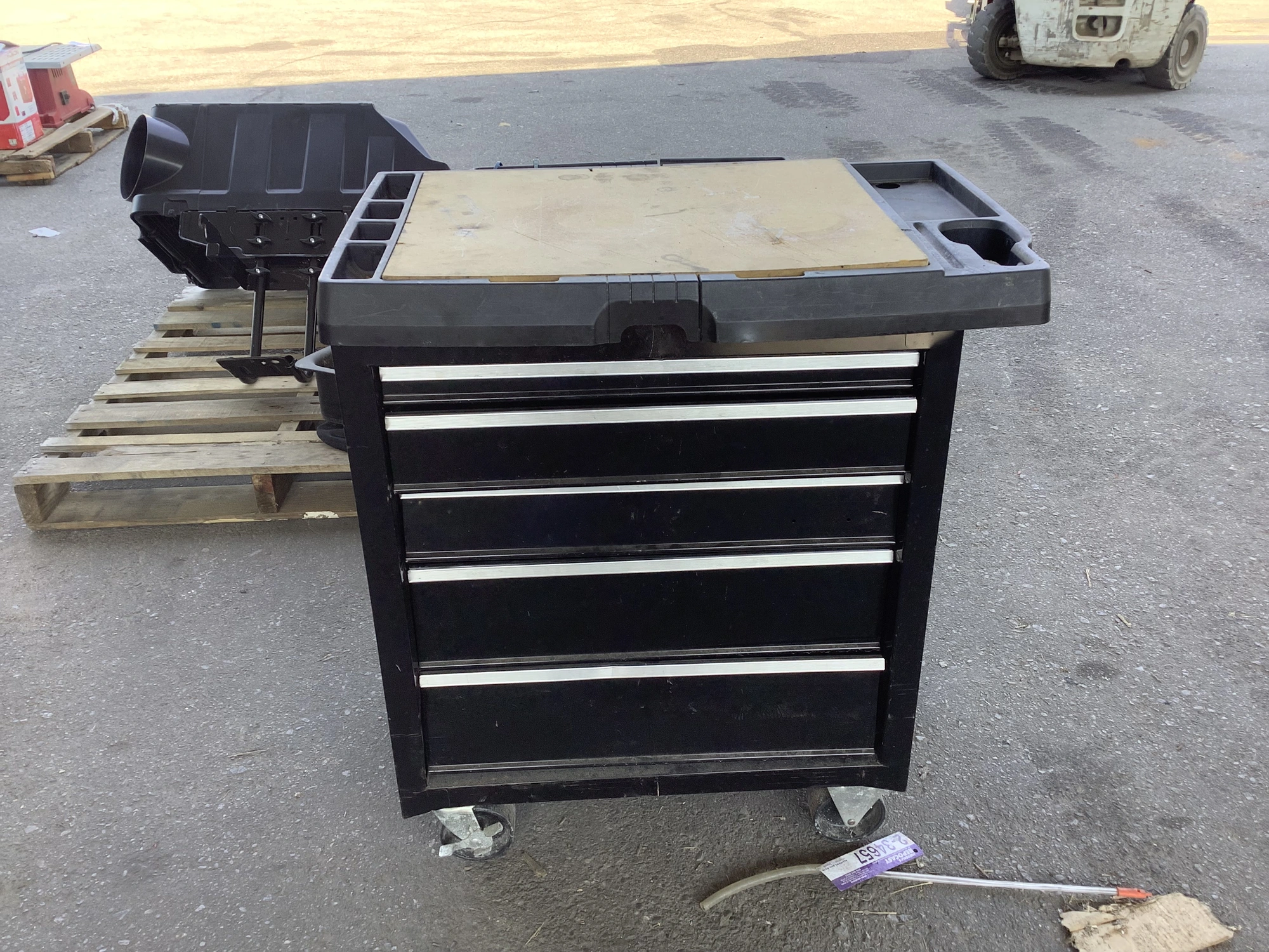 Used _UNKNOWN_ _UNKNOWN_ Tool Carts Michigan US | Miedema Asset Management Group #1307877