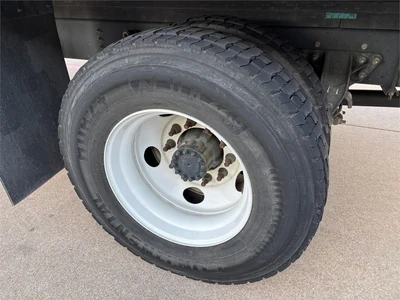 Used 2022 ISUZU "FTR" VAN BODY TRUCK - DIESEL (2022) Box trucks Texas US | MachineryMax #1488294
