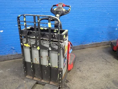USED THE RAYMOND CORPORATION 8410