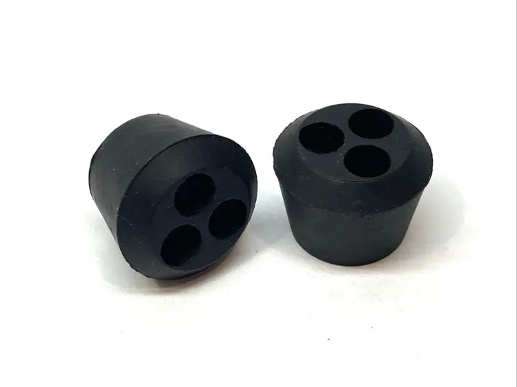 New | in-Stock Remke Multiple Hole Bushing 1/2" Cord Grip 3 x .250" Neoprene LOT OF 2 Electrical Fittings Michigan US | Maverick Industrial Sales #1400014