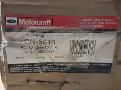 USED FORD 8C3Z-9E527-A
