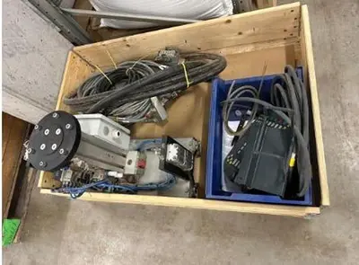 USED 2009 KUKA KR 100-2 PA