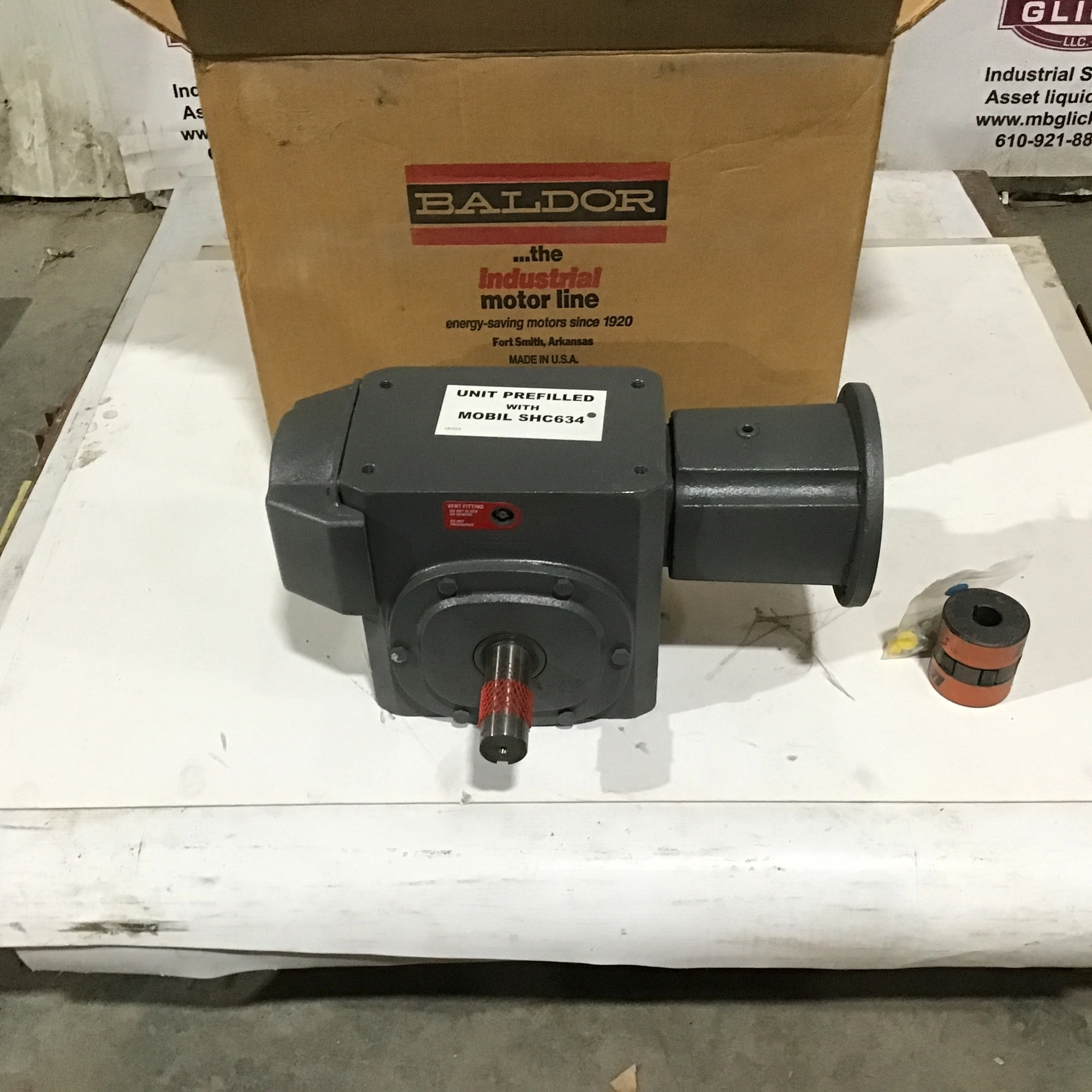 Baldor GLF3032BG Gearmotor Speed Reducer Ratio 30:1 Nema 140C Left Hand Shaft