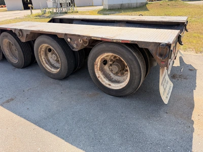 Used 2011 PITTS 50 TON DROP DECK TRI-AXLE Lowboy Trailers Michigan US | Miedema Asset Management Group #1338402