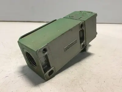 USED TELEMECANIQUE C2JK05