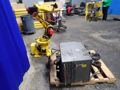 USED 2001 FANUC M6I