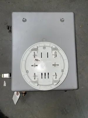New Cooper Power Systems CBC-8000 Capacitor Bank Control @1A