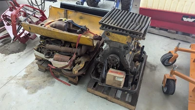 USED JOHN DEERE 300