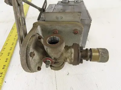 Barber-Colman EA57 Actuator 0.65A 120V 40W W/2-3706 1/2" NPT Valve