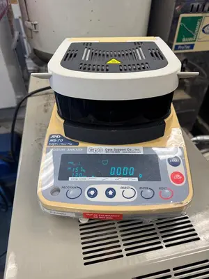 USED A &D MS-70