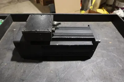 Kollmorgen B-604-A-51-B3  Brushless Goldline Servo Motor STOCK S696