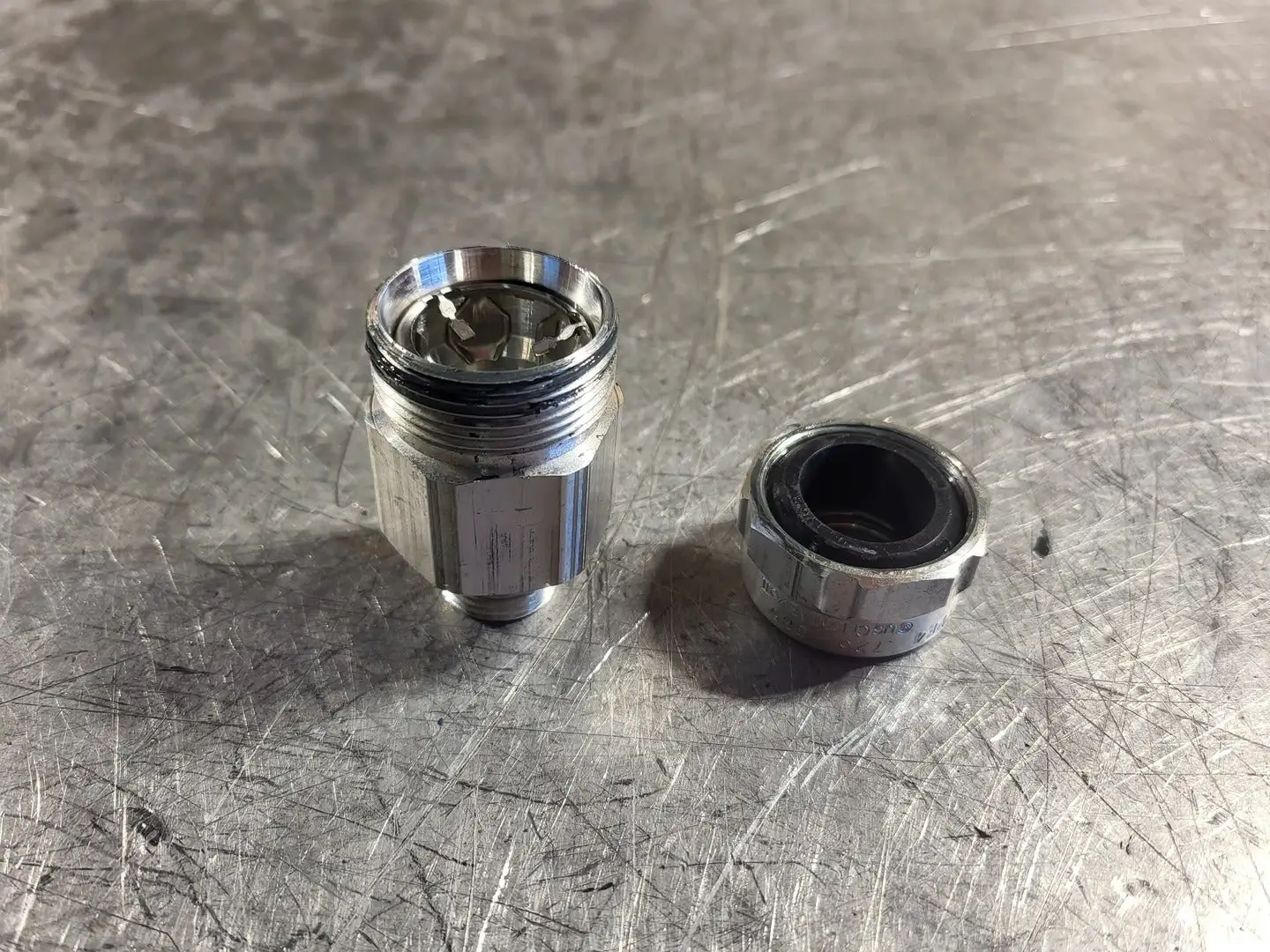 Used T&B FITTINGS ST050-465 Cable & Wire British Columbia CA | Lenmark #250717