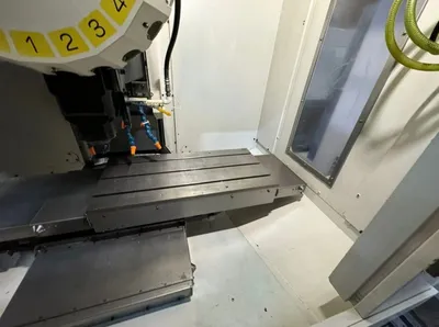 2008 FANUC ROBODRILL AT-21IFL Vertical Machining Centers | Midstate Machinery (4)