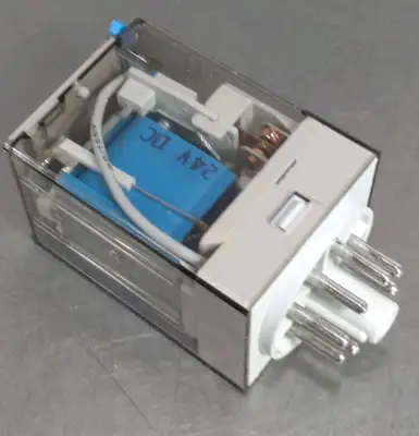 Allen Bradley 700-HA32Z24-3-4/D Relay Loc4E40