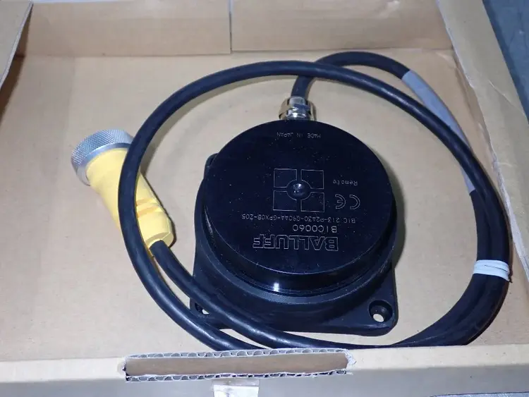 New | in-Stock BALLUFF BIC0060 Connector Accessories Ohio US | HGR 24 #751754
