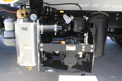 New | in-Stock 2027 MACK MD7 Septic/Sewer/Vacuum Trucks Texas US | Roll Off Truck World #1491896