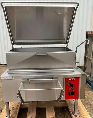Vulcan 40 gallon electric tilt skillet