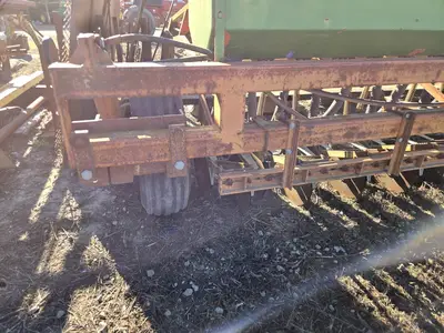 USED 1986 JOHN DEERE 7000