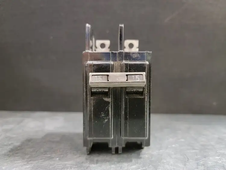 Used ITE EQ-B215 Switchgears British Columbia CA | Lenmark #243868