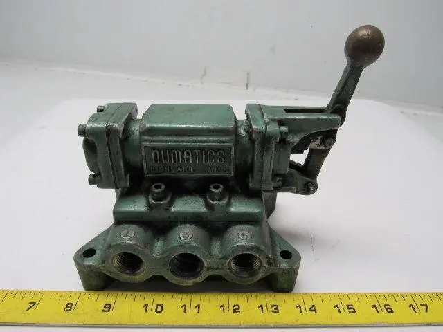 Numatics 4DPAL4SB Manual Hydraulic Valve 5-1/2" NPT Ports