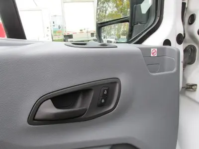 Used 2019 FORD TRANSIT 250 Vans Manitoba CA | Conquest Truck & Auto Sales #1508163