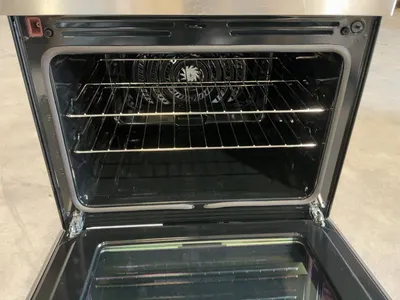 Used FRIGIDAIRE GALLERY GCRI3060BFB Commercial Ranges Michigan US | Miedema Asset Management Group #1321962