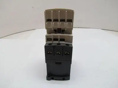 Telemecanique LC1D09REQ3826G15 Contactor 25A 24VDC Coil
