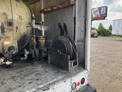 Used 2002 FORD COMM STRIP Cab Chassis trucks Michigan US | Miedema Asset Management Group #1314140