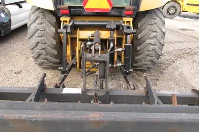Used 2009 CATERPILLAR 414E IL SKIP /LANDSCAPE LOADER Wheel Loaders Manitoba CA | Conquest Truck & Auto Sales #1421330