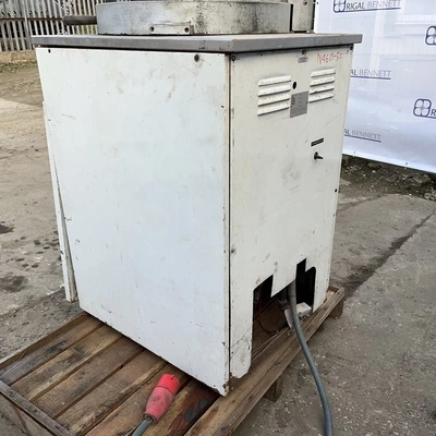 130L Astell Hearson Vertical Autoclave
