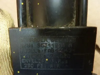 USED SCHRADER BELLOWS FAB110421
