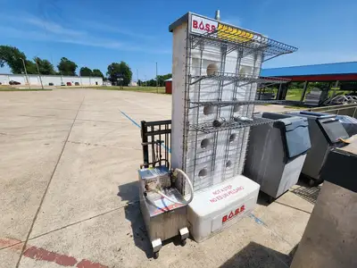 Used BOSS Used B.O.S.S. Space Saver with Portable Filter Machine Fryer Oil Caddy Oil Filter Illinois US | Falcon Restaurant Supply #1376706