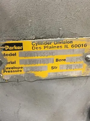 USED PARKER 3.25 J2HTVS33MC 26.000