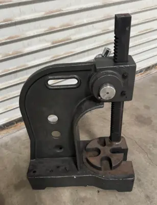 USED Dayton R7100A-3