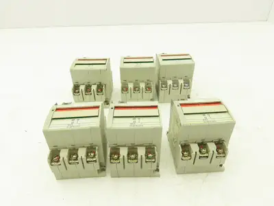Fuji Electric Circuit Breakers AC/DC | 3/5/10/15A | 2/3-Pole | Mixed Lot of 11