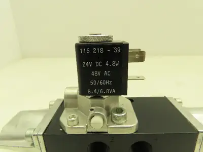 ARO E212SP 024 D Pneumatic Solenoid Control Valve 24VDC 4/2 Pos 1/4" 150 PSI