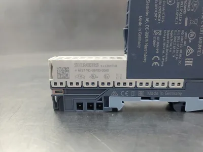 USED Siemens 6ES7132-6BF01-0BA0 | 6ES7193-6BP00-0DA0