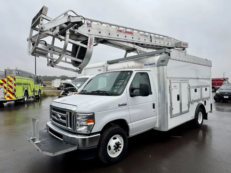 Used 2022 FORD E-450 SD VAN LADDER AERIAL LIFT VAN Bucket (boom) trucks Minnesota US | Carco Truck & Equipment #1548892