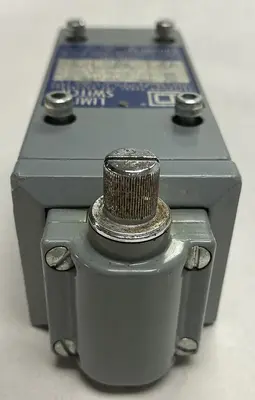 New | in-Stock SQUARE D BR53B2 Miscellaneous Equipment (Electrical & Power) | Surplus Asset Holdings #1188343