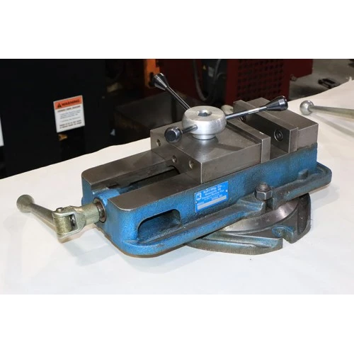 Used KURT _UNKNOWN_ Vises New Jersey US | American Machinery Liquidators #915899