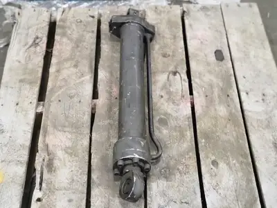 Hydraulic Cylinder JD080120 010