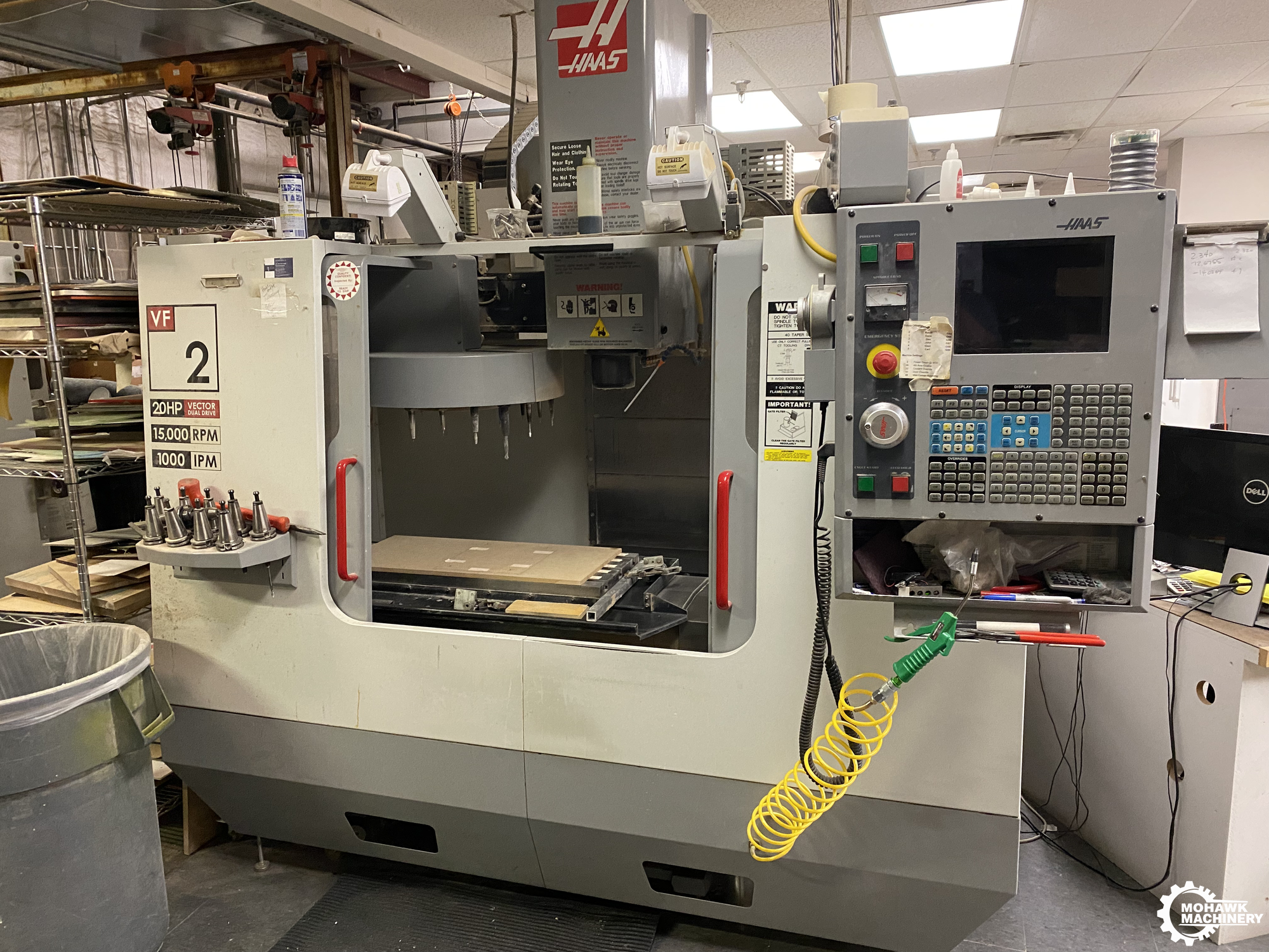 VF2D HAAS "HIGH-SPEED" CNC VERTICAL MACHINING CENTER w/15000 RPM - 20 HP VECTOR DUAL DRIVE - 20-POSITION AUTOMATIC TOOL CHANGER