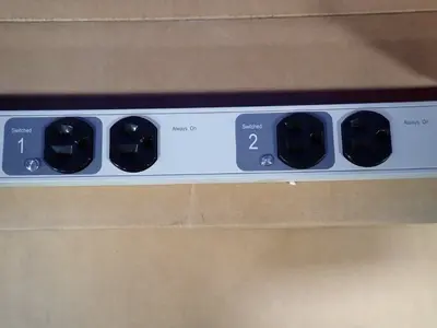 USED APC AP9221