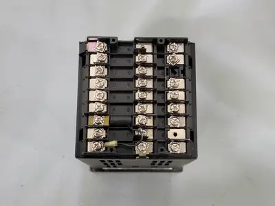 USED HONEYWELL UDC3300
