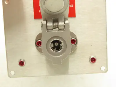 Allen Bradley 440T-MSRUE13AB Guardmaster Trapped Key Interlock Solenoid Release