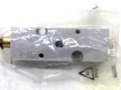 NEW FESTO GR-2-2-SA FLOW CONTROL VALVE 38472 GR22SA